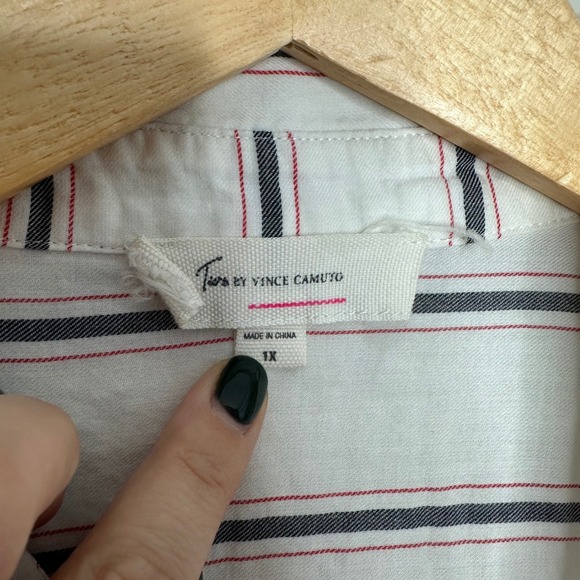 Two by Vince Camuto Striped Button Down Shirt Women's 1X White Navy Bell Sleeve - Picture 3 of 6